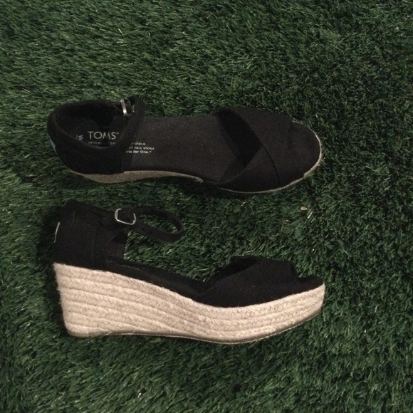 Toms Platform Wedges in Black - Picture 4 of 6